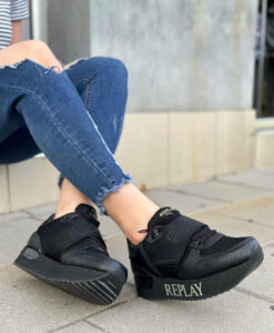 Alternative view of REPLAY Patike