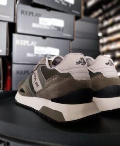 Alternative view of REPLAY Patike