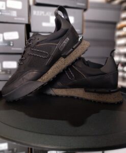 Alternative view of REPLAY Patike